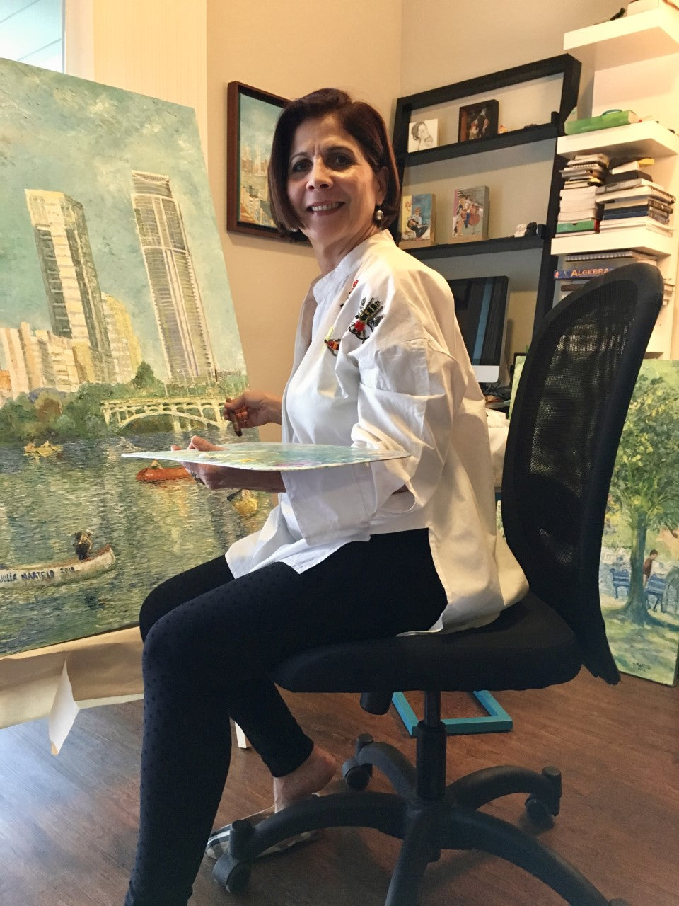 Portrait of Julia Martelo, artist at Latin America Gallery