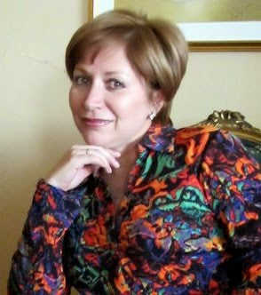 Portrait of Mónica Löwenberg, artist at Latin America Gallery