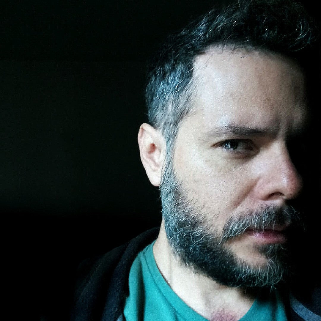 Portrait of Aaron Zoe, artist at Latin America Gallery